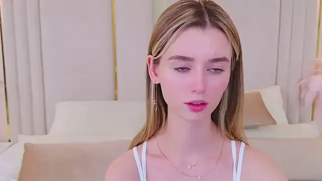 yiyi5588 – webcam model profile photo Image 6