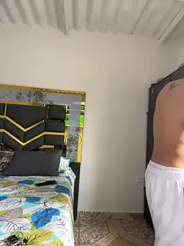 Yui-Ch – webcam model profile photo Image 16