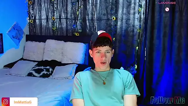 Mia--meow – webcam model profile photo Image 7