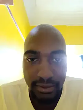 MaturedyoungMan – webcam model profile photo