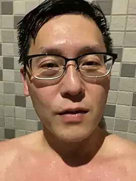 Yui-Ch – webcam model profile photo Image 3