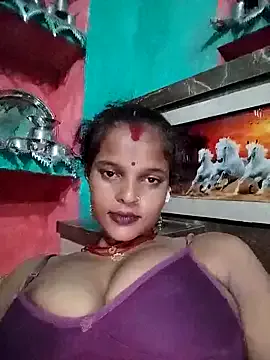 EvieEvans – webcam model profile photo Image 4