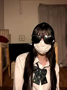  – webcam model profile photo Image 2