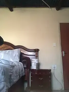 27powercm – webcam model profile photo Image 2