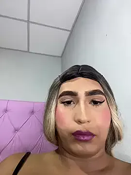 LOVE_MIREI_LOVE – webcam model profile photo Image 7