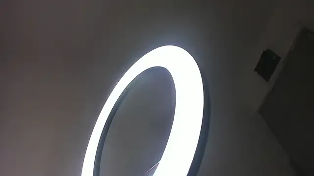 _chanMOMO_ – webcam model profile photo Image 4