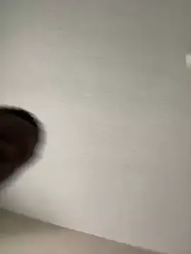 zui_lu – webcam model profile photo Image 10