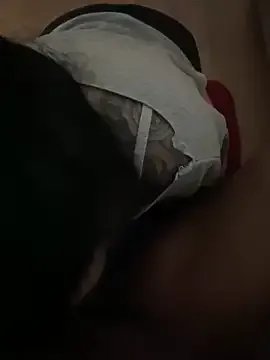 zui_lu – webcam model profile photo Image 5