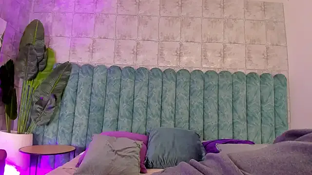 NaughtyNinnaXXX – webcam model profile photo Image 12