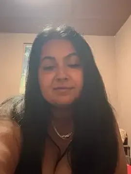 Rasha-arabic – webcam model profile photo Image 3