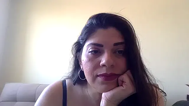 oxo_yuna_oxo – webcam model profile photo Image 14