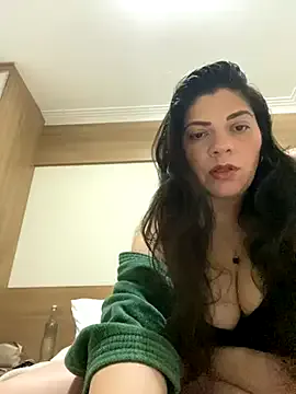 oxo_yuna_oxo – webcam model profile photo Image 19