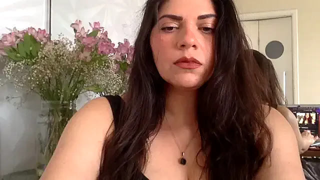 oxo_yuna_oxo – webcam model profile photo Image 7