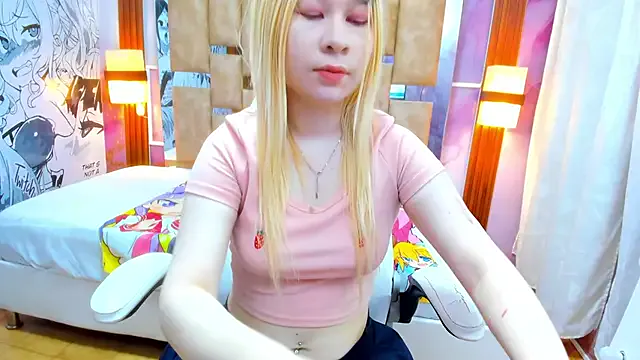 _Alice_1 – webcam model profile photo Image 12