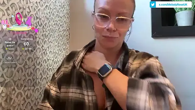 ManaMi-maru – webcam model profile photo Image 16