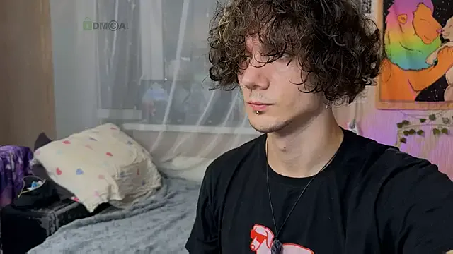 roouse – webcam model profile photo Image 15