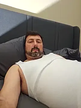  – webcam model profile photo Image 3