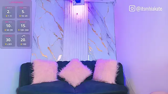 LushianaFitness – webcam model profile photo Image 9