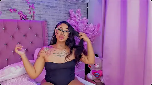 Linbaibai – webcam model profile photo Image 3