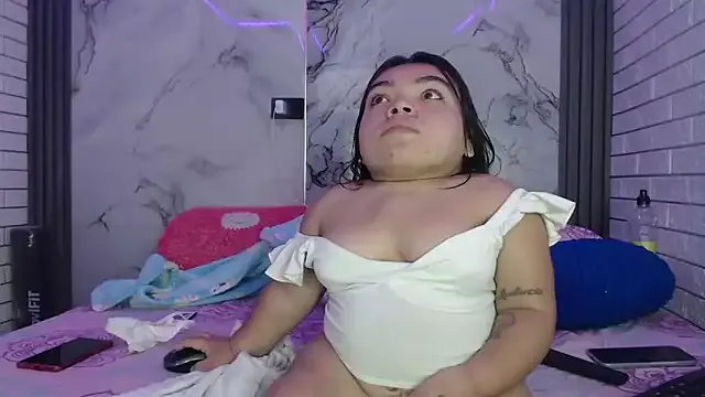 winter11 – webcam model profile photo Image 16