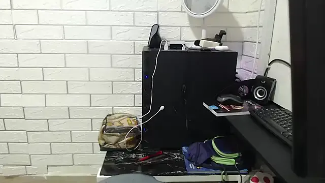 winter11 – webcam model profile photo Image 7