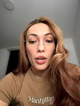  – webcam model profile photo Image 14