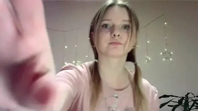 fit_vic – webcam model profile photo Image 2