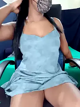  – webcam model profile photo Image 14