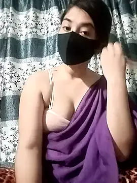  – webcam model profile photo Image 8
