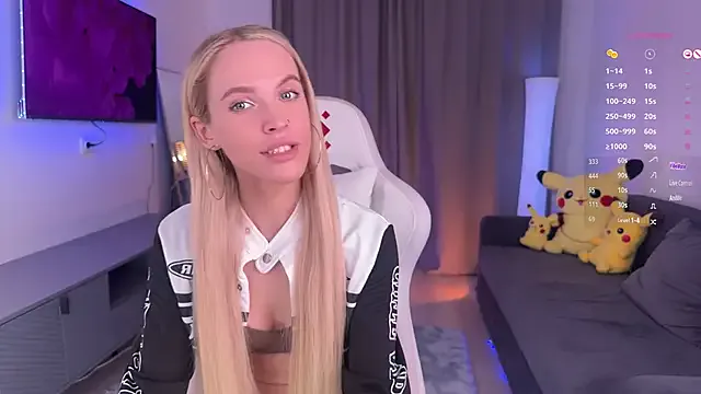 hina_porn – webcam model profile photo Image 5