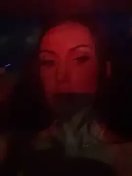 hana-08787- – webcam model profile photo Image 16