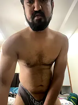 tommyjoyer – webcam model profile photo Image 12