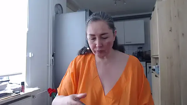 MilfGina Image 12