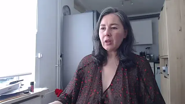 MilfGina Image 19