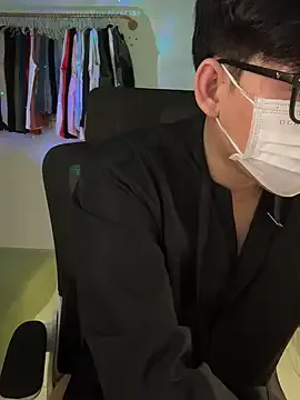 kai101010 – webcam model profile photo Image 5