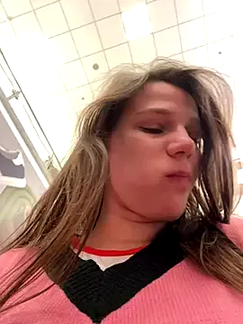 MiniVi – webcam model profile photo