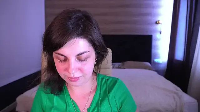 Megu_Melon – webcam model profile photo Image 8