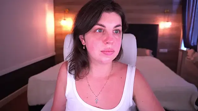 Megu_Melon – webcam model profile photo Image 9