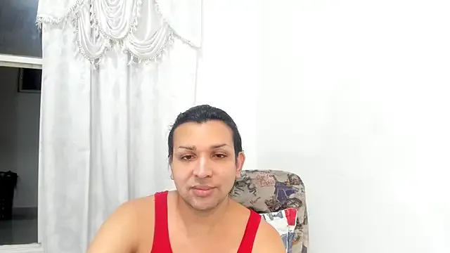 – webcam model profile photo Image 7