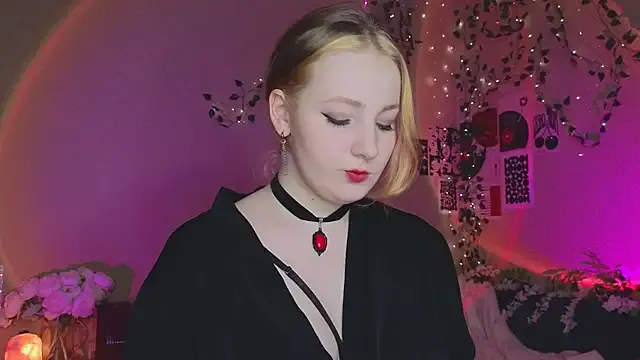 TXmiminew – webcam model profile photo Image 7