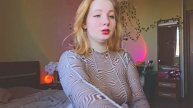 TXmiminew – webcam model profile photo Image 9