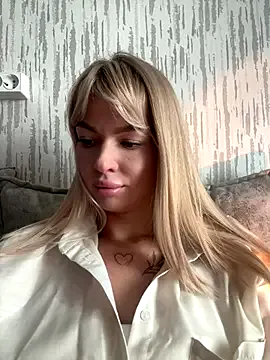 GingerSnap33 – webcam model profile photo Image 9