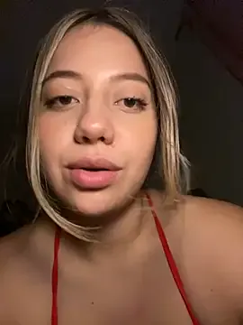 roouse – webcam model profile photo Image 19