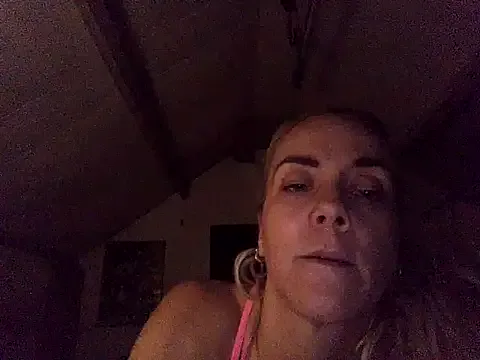 Lusty_Rose01 – webcam model profile photo Image 6