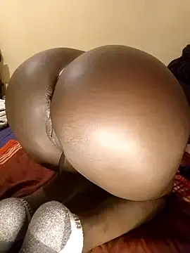 Nonchan_ – webcam model profile photo Image 15