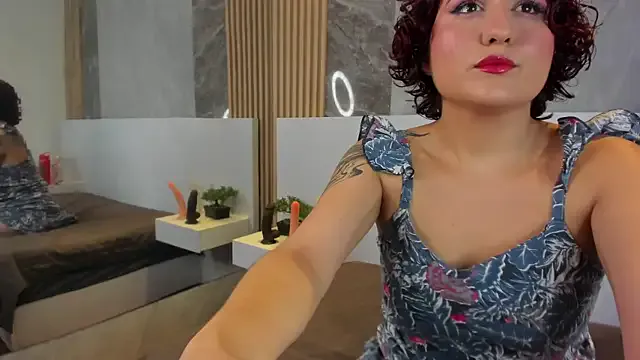 Miafisher_ – webcam model profile photo Image 6