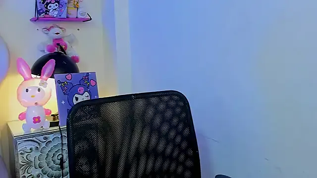 djjfnfczks – webcam model profile photo Image 6