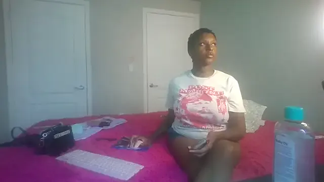 nathi_poyo – webcam model profile photo Image 3