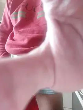 Yui-Ch – webcam model profile photo Image 8