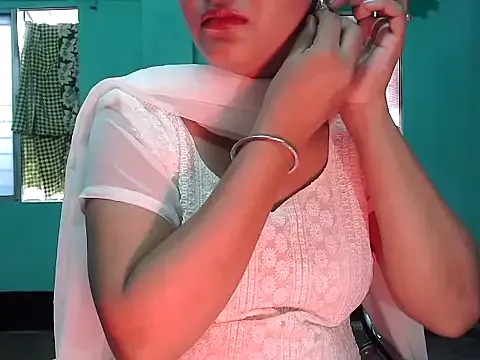 Nonchan_ – webcam model profile photo Image 16